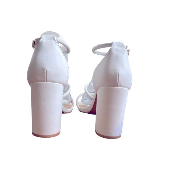 Boohoo White Triple Strap Block Heel Sandals Size 8 - Picture 7 of 12